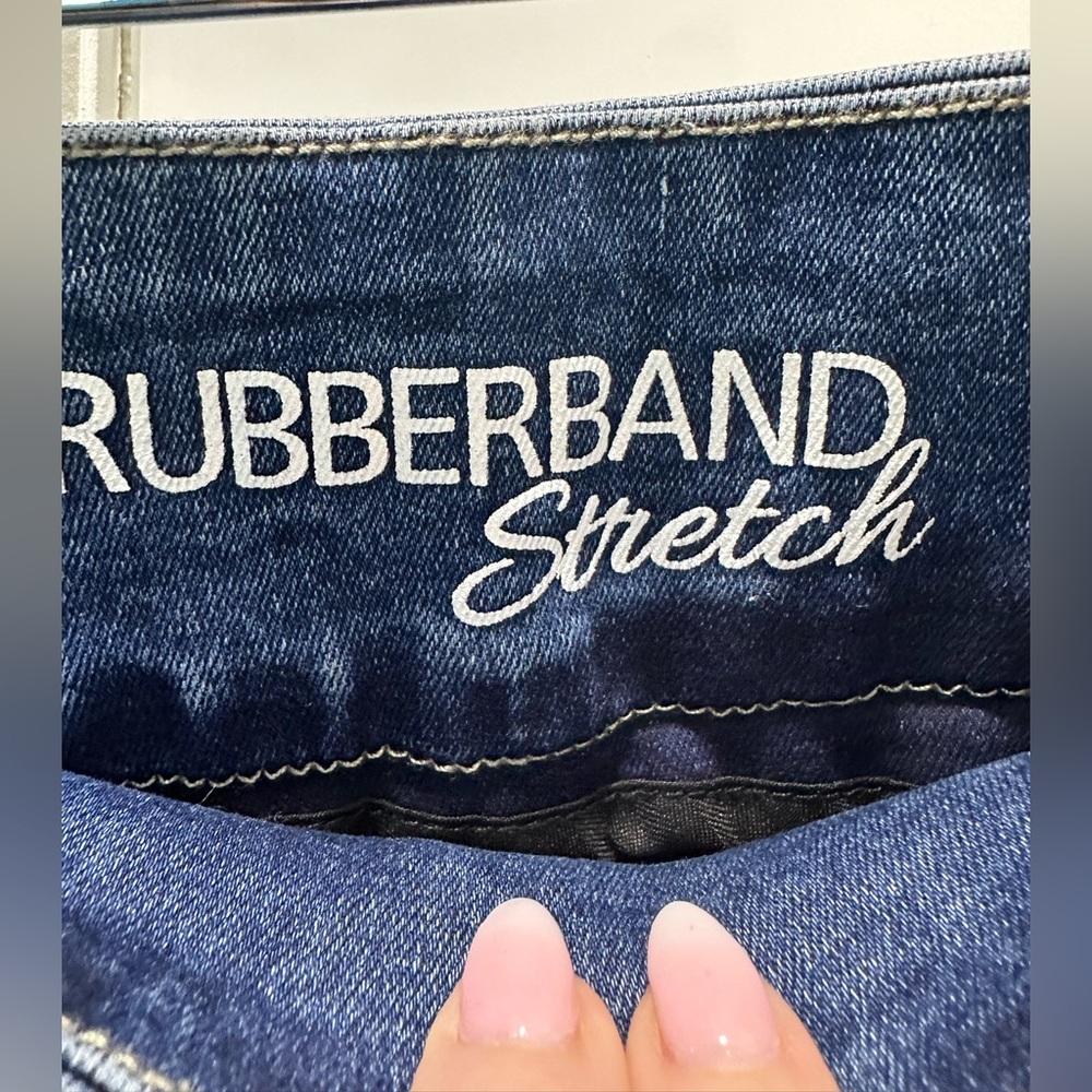 Rubberband Stretch Penelope Pull On Jeans - Picture 4 of 6